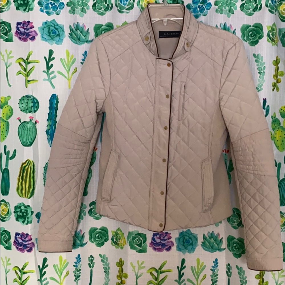 Size M Zara Ladies Lined Jacket
